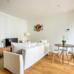 https://luvi-de-rolandi-il-cortile-milano.it-lombardy.com